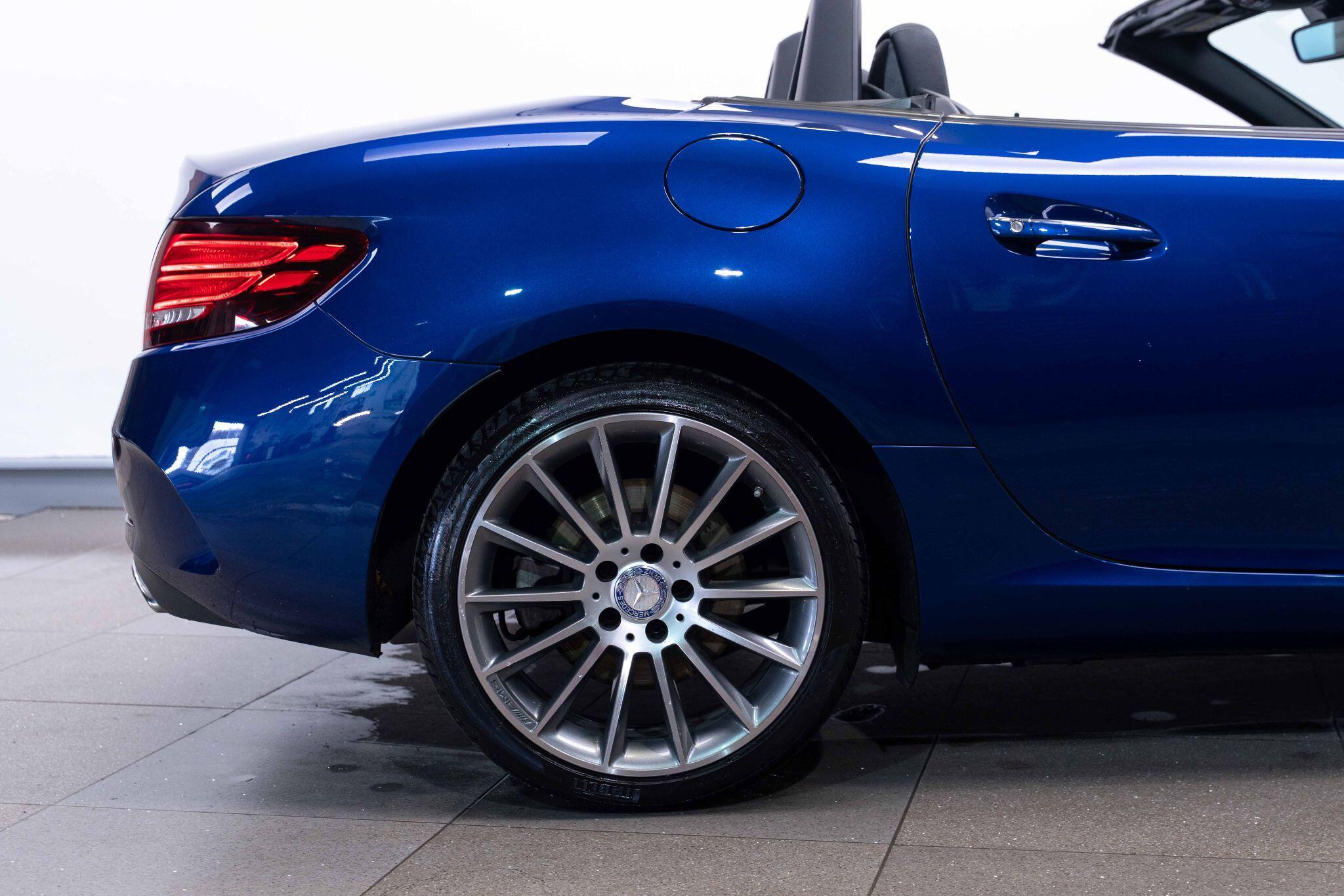 Mercedes SLC - Image 21
