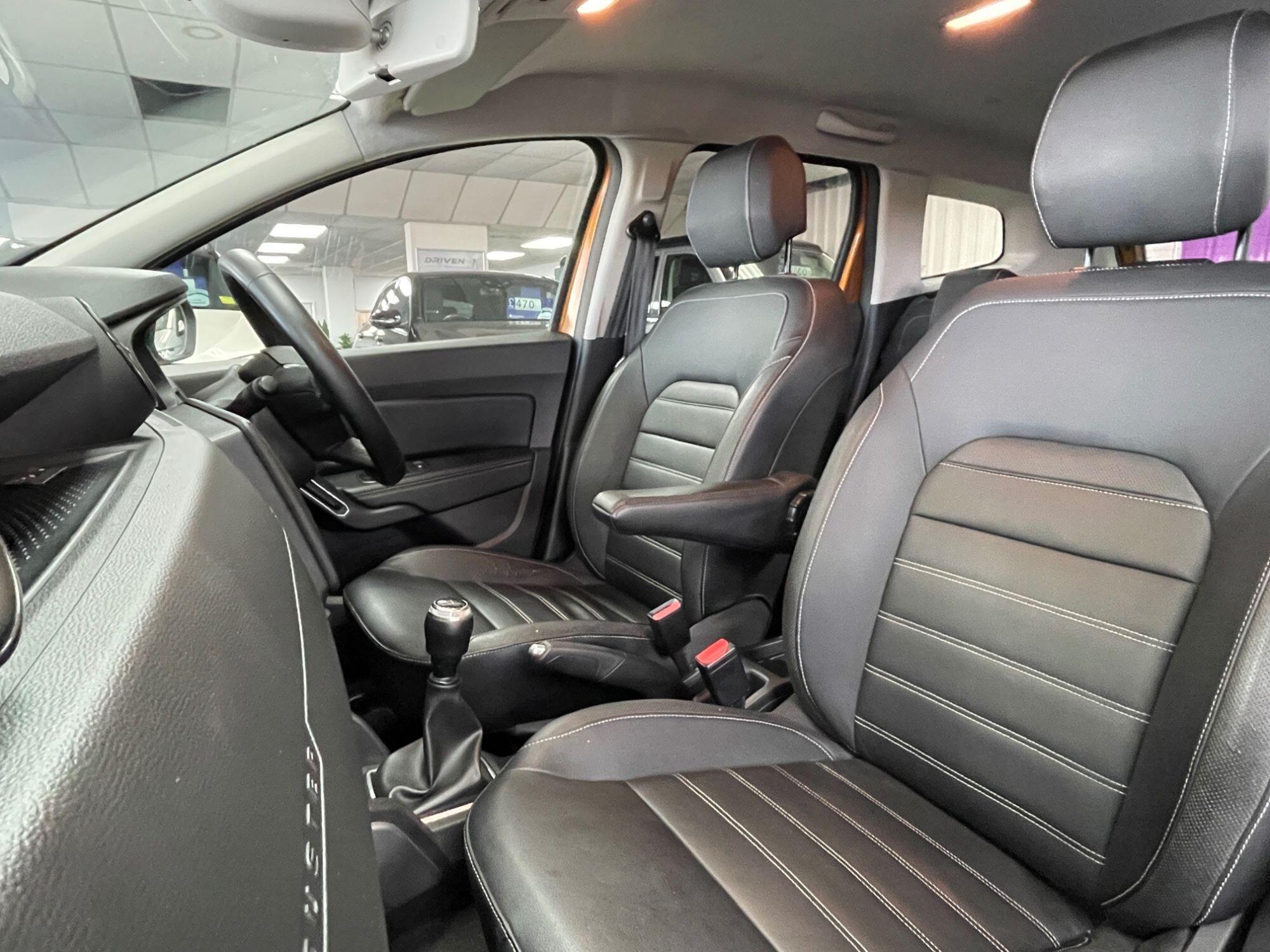 Dacia Duster - Image 31