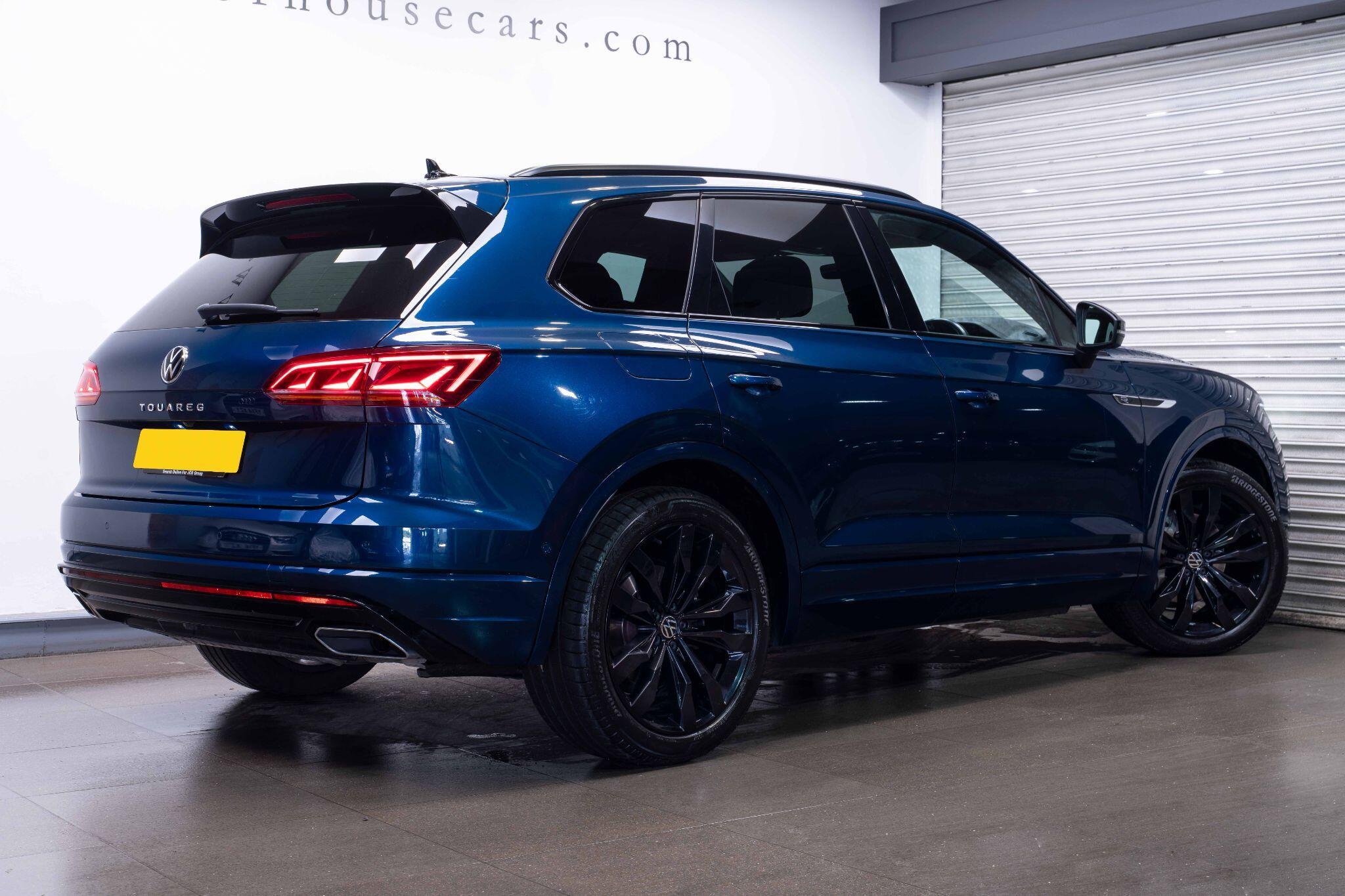 Volkswagen Touareg - Image 2