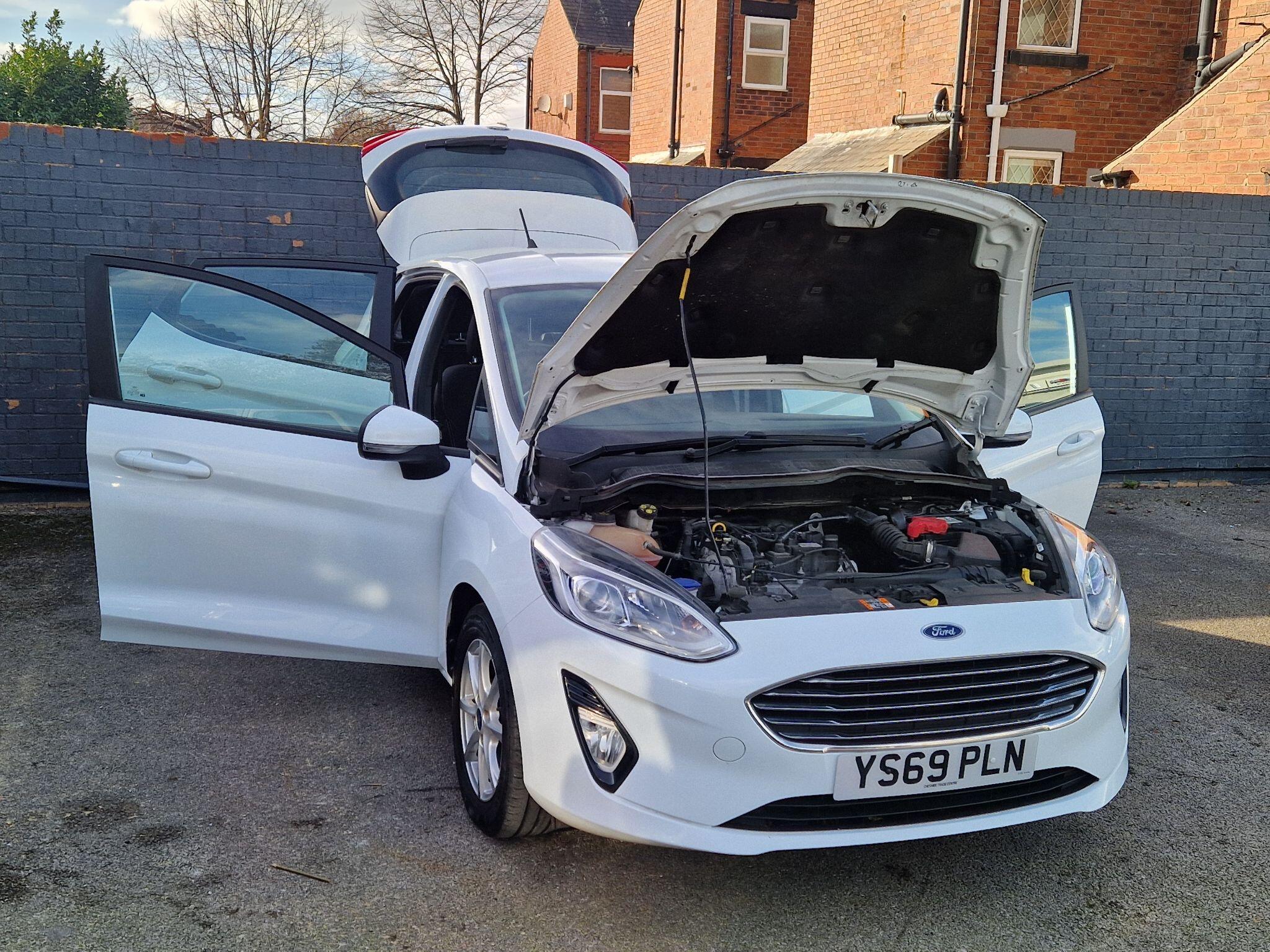 Ford Fiesta - Image 12