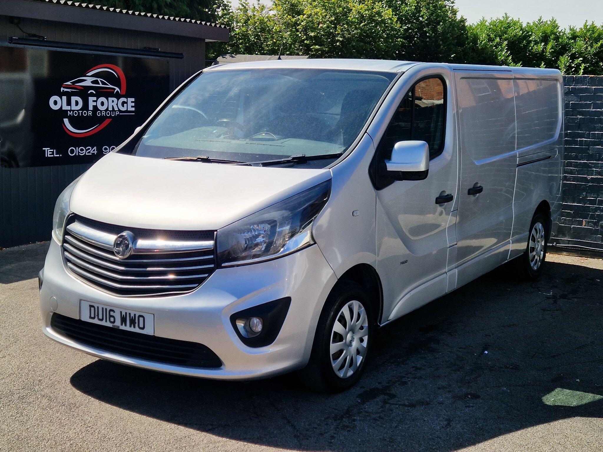 Vauxhall Vivaro - Image 5