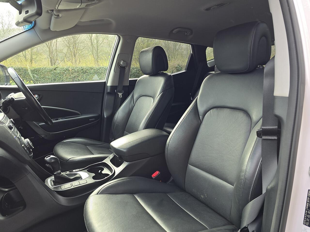 Hyundai Santa Fe - Image 3