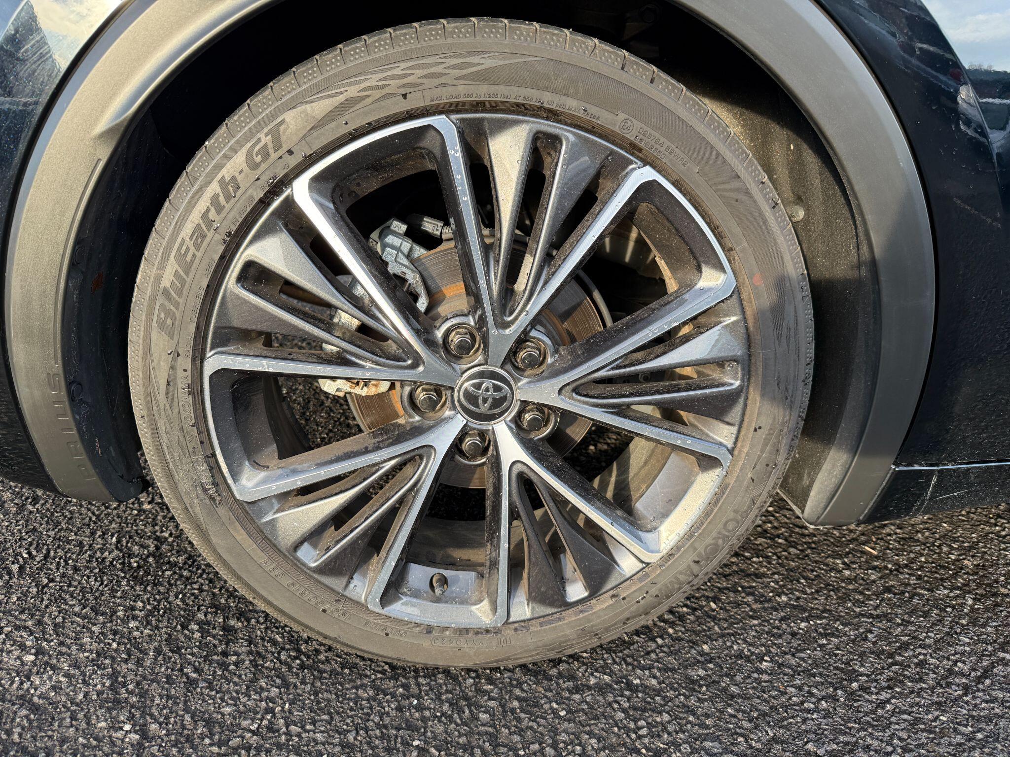 Toyota Prius - Image 77