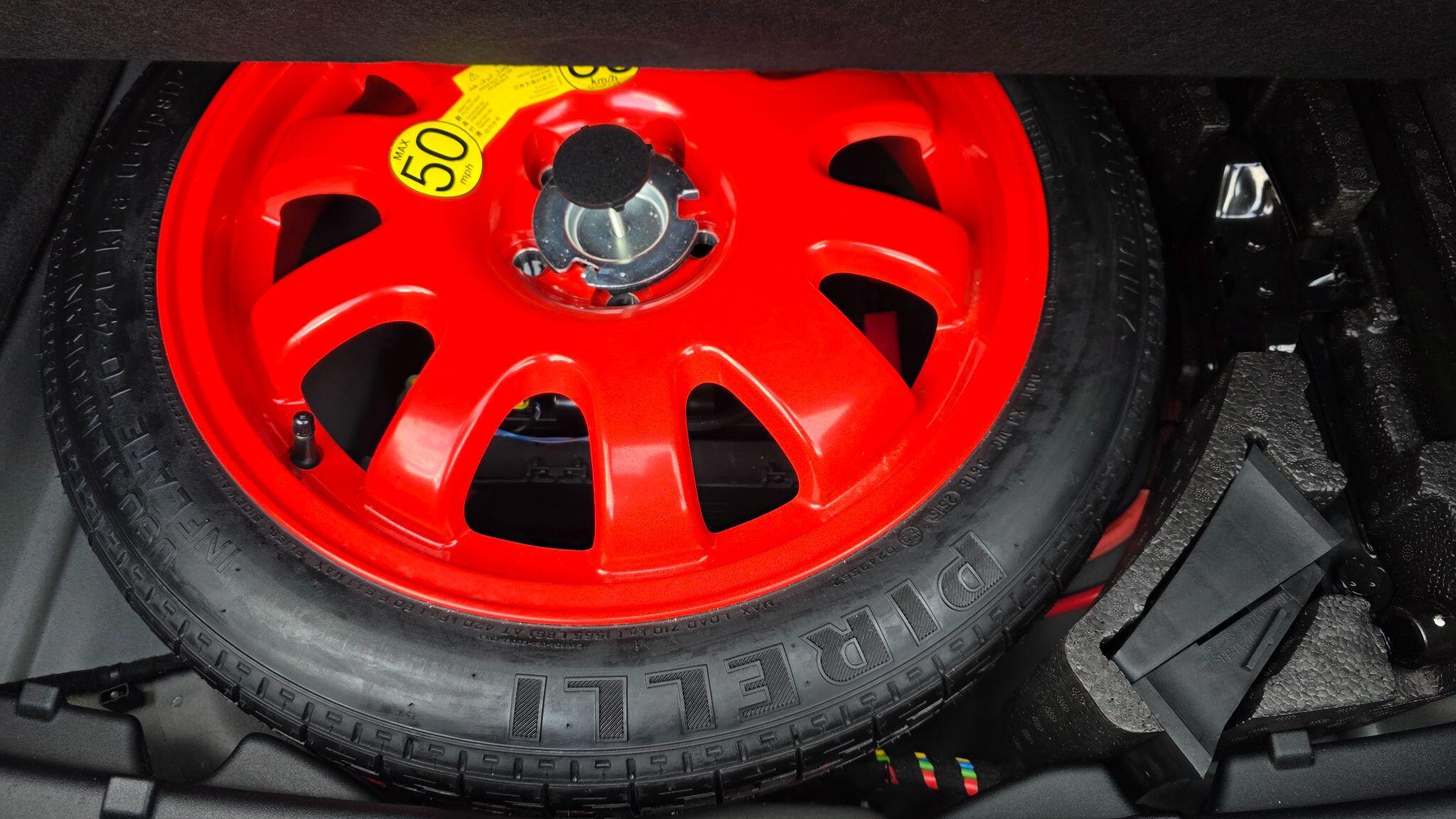 Jaguar XE - Image 46