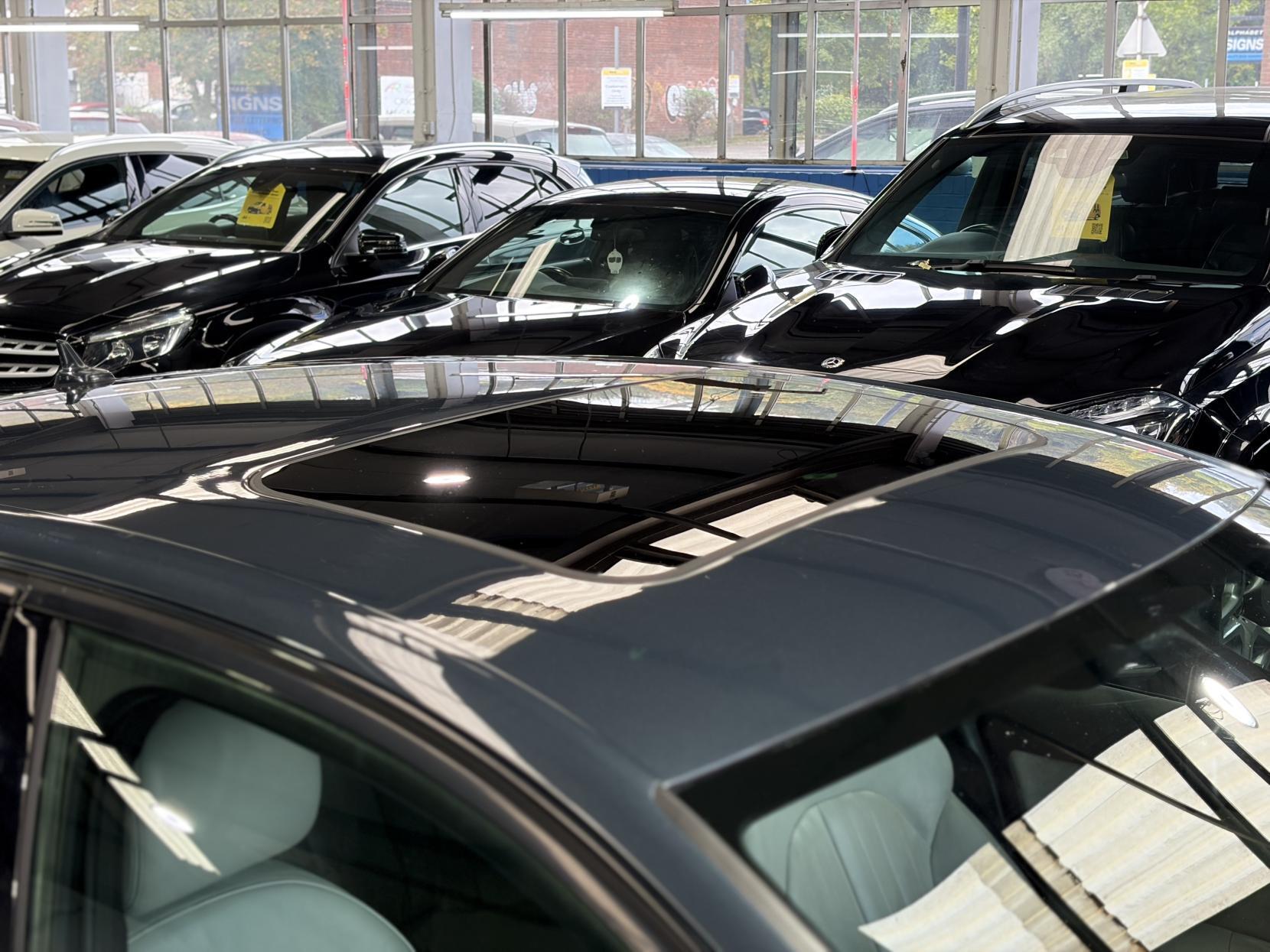 Audi A6 Saloon - Image 18