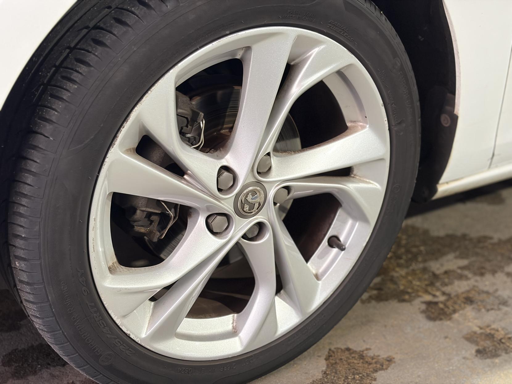Vauxhall Astra - Image 15