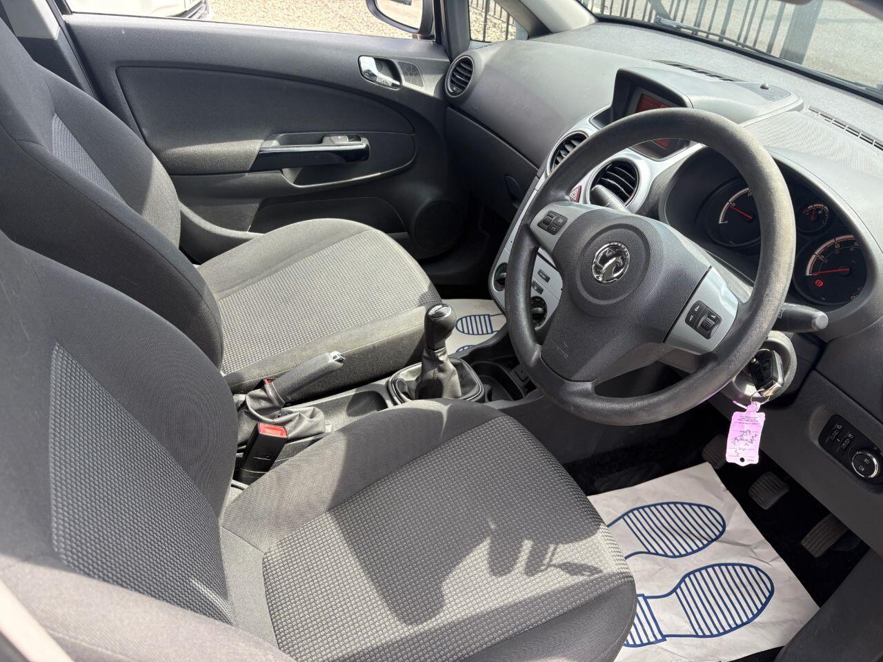 Vauxhall Corsa - Image 12
