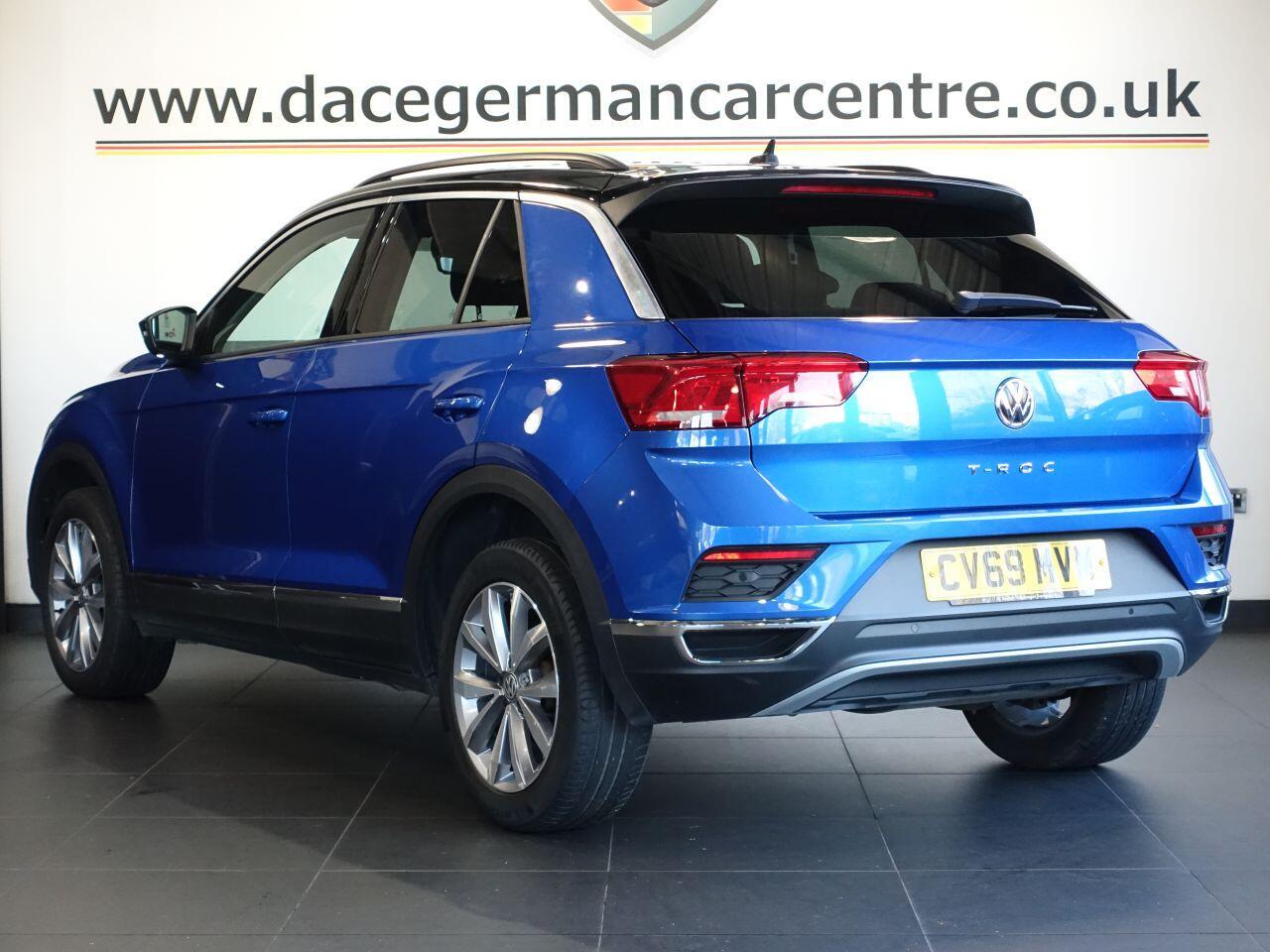 Volkswagen T-Roc - Image 10