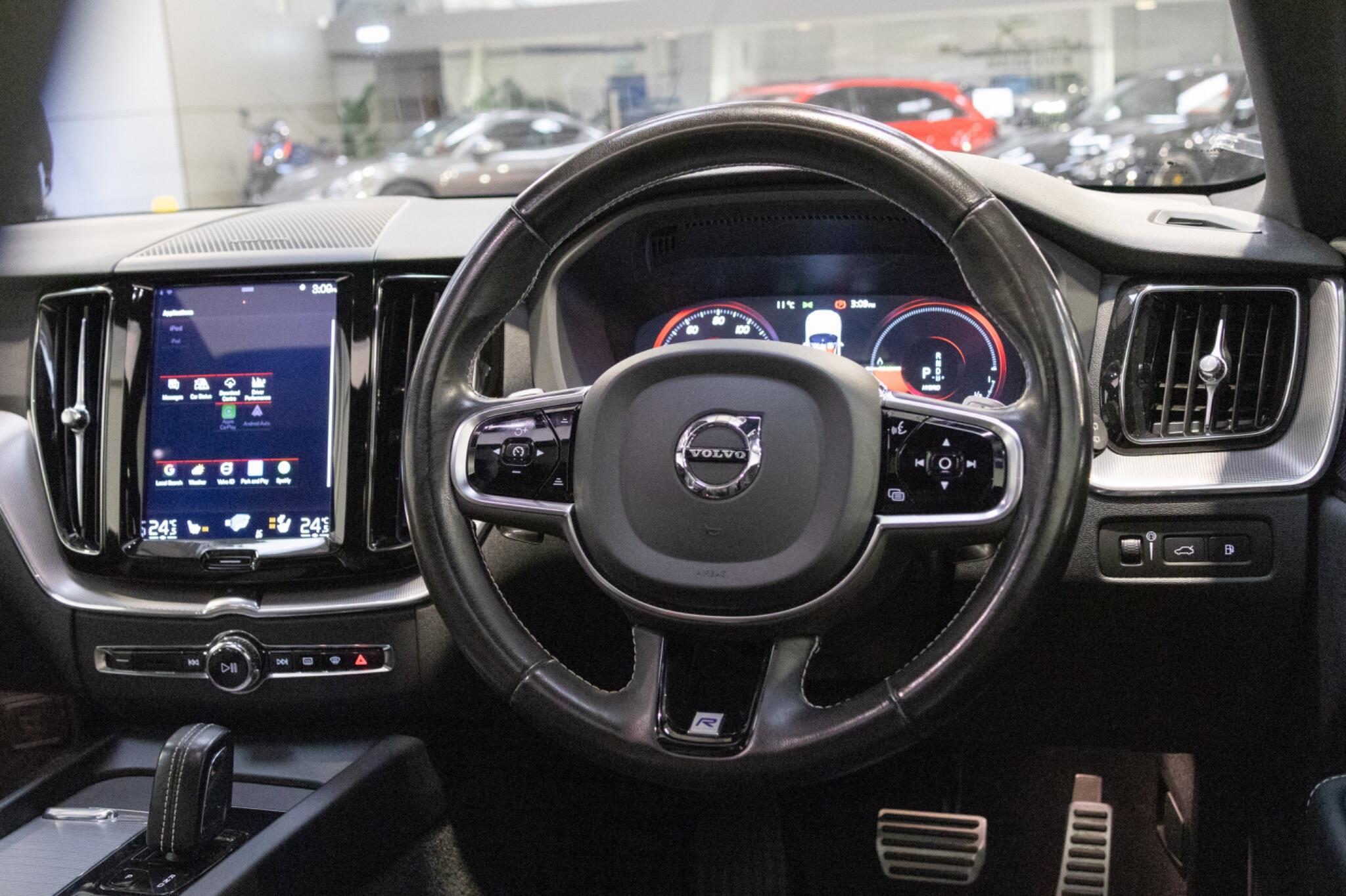 Volvo XC60 - Image 16