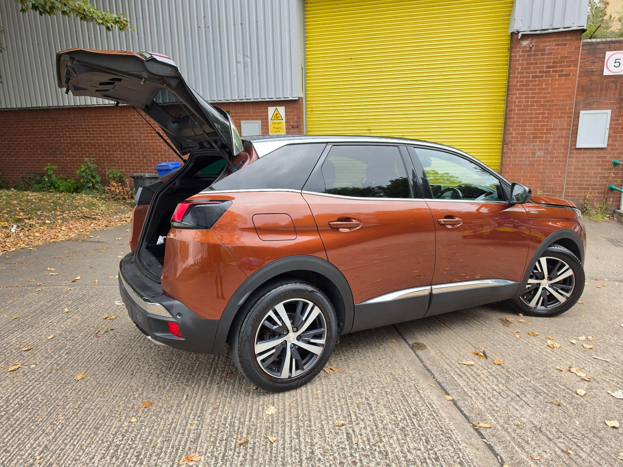 Peugeot 3008 - Image 10