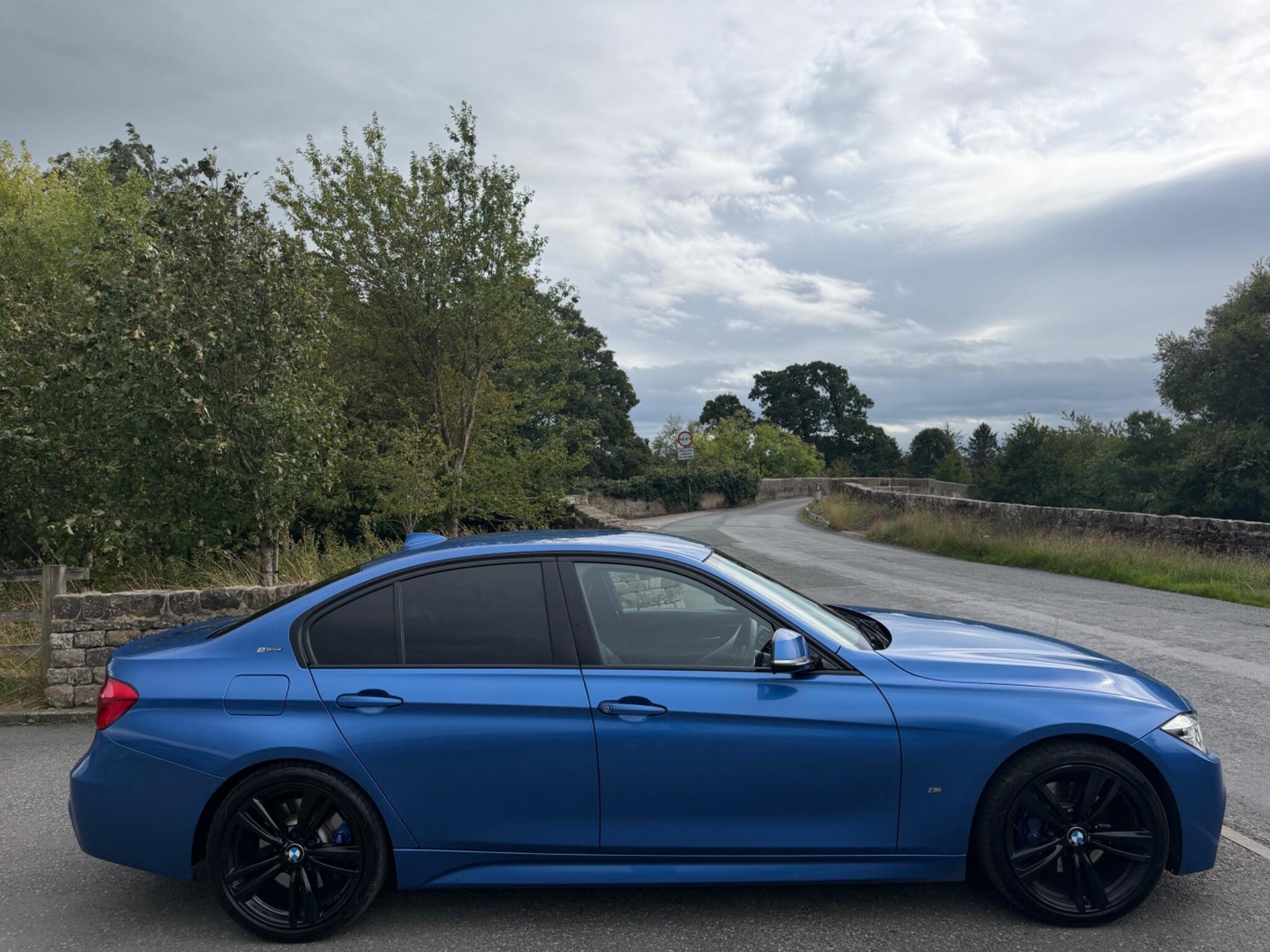 BMW 3 Series - Image 3