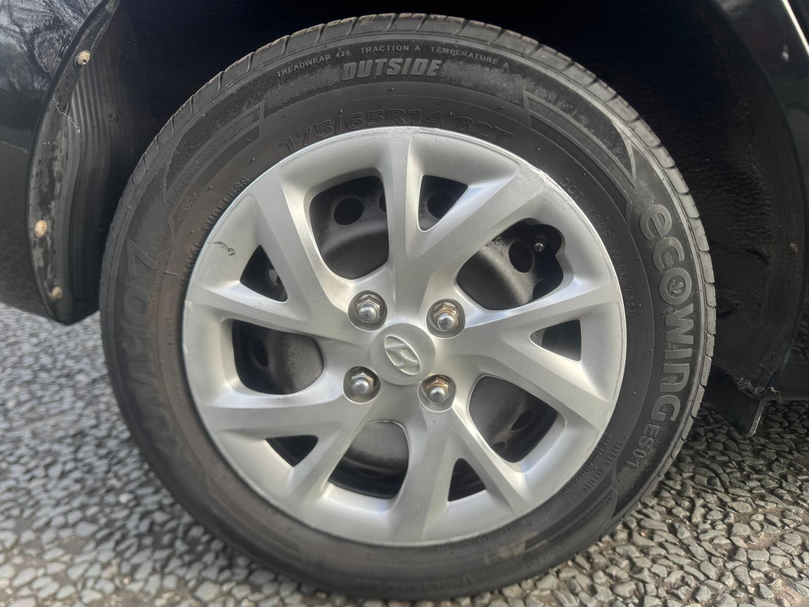 Hyundai i10 - Image 37