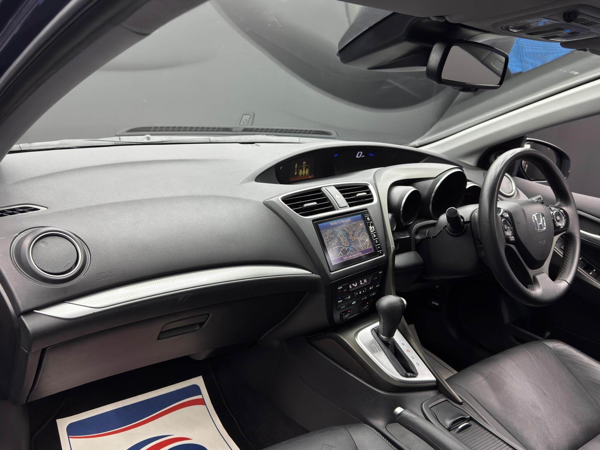 Honda Civic - Image 11