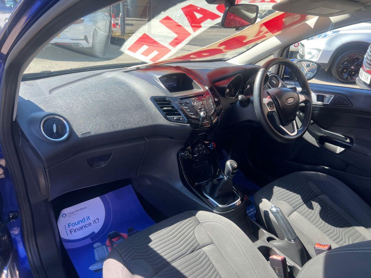 Ford Fiesta - Image 15