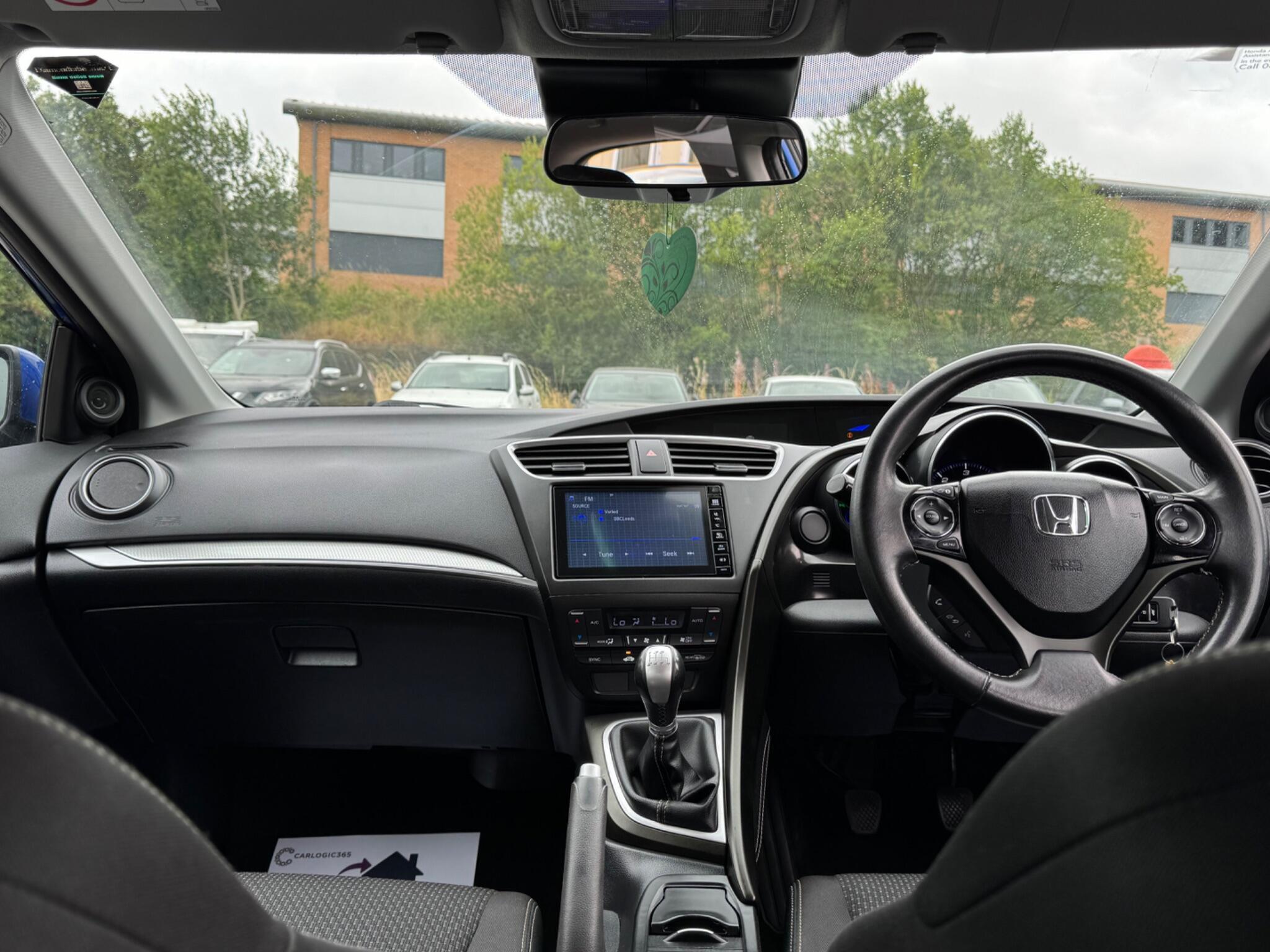 Honda Civic - Image 17