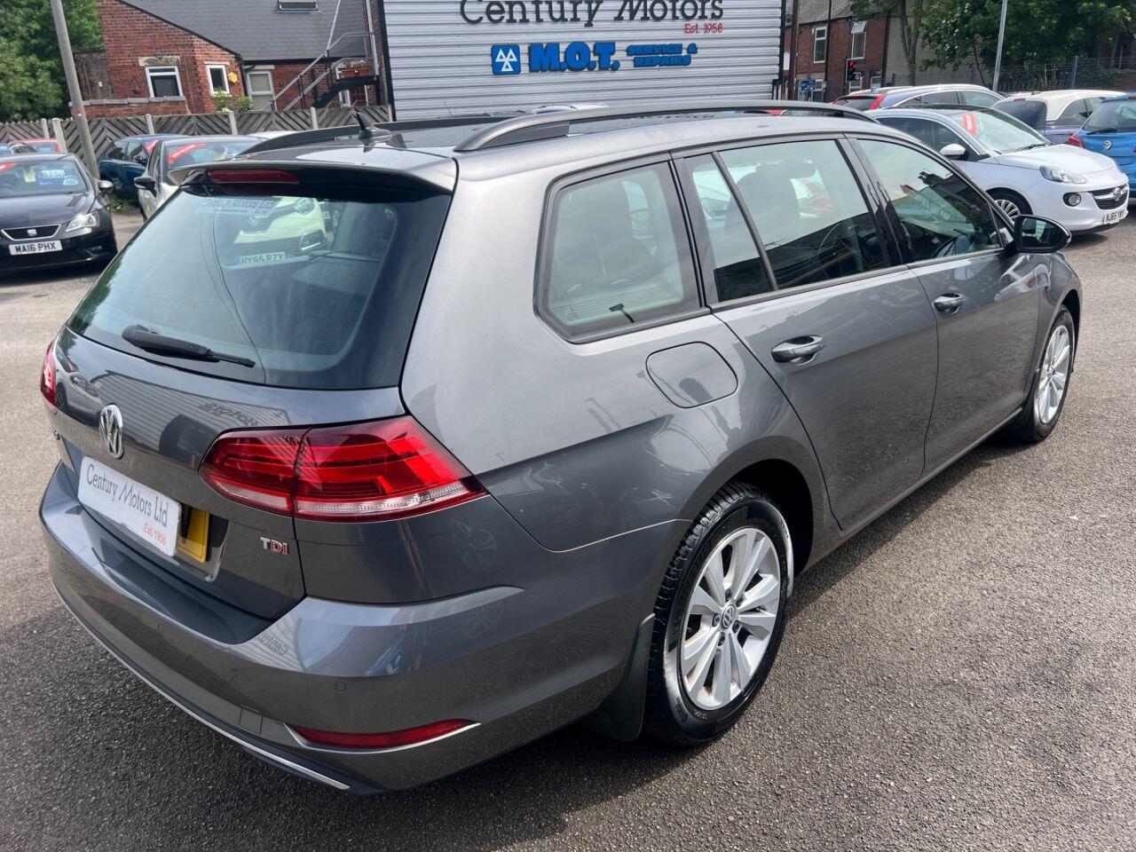 Volkswagen Golf - Image 7