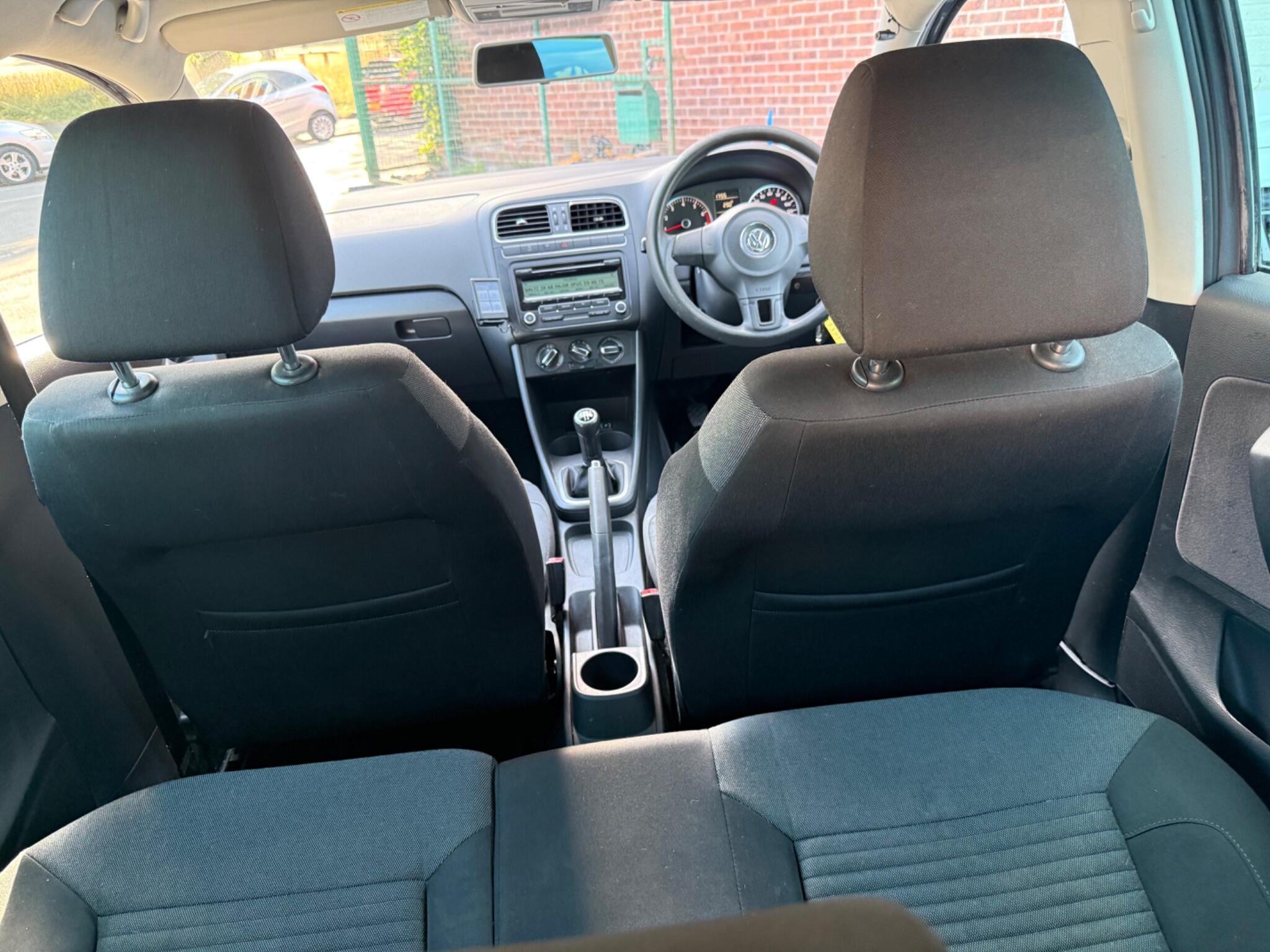 Volkswagen Polo - Image 12