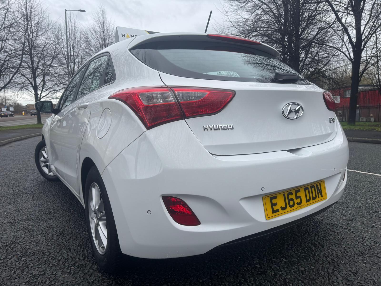 Hyundai i30 - Image 7