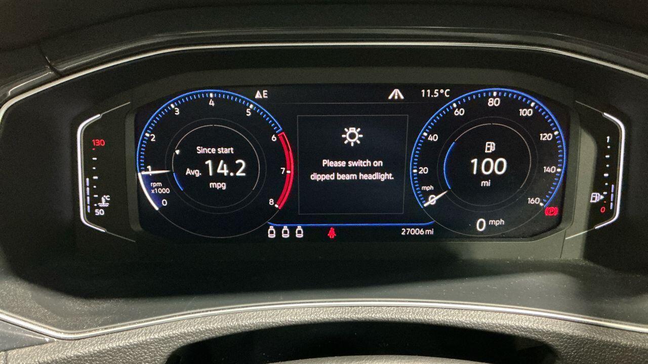 Volkswagen T-Roc - Image 6