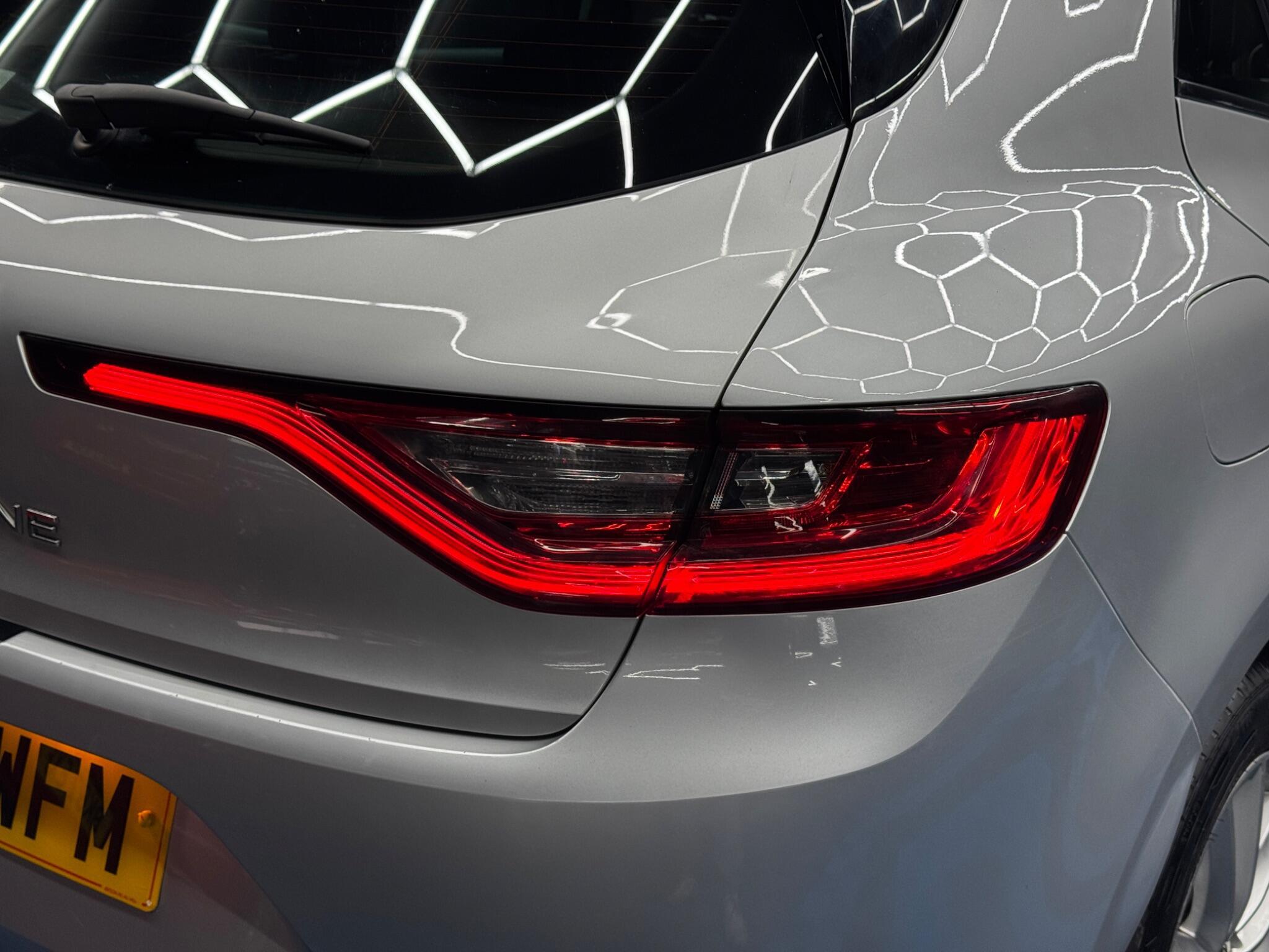 Renault Megane - Image 45