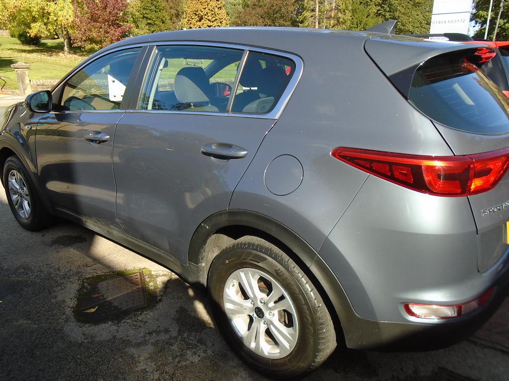 Kia Sportage photo 2