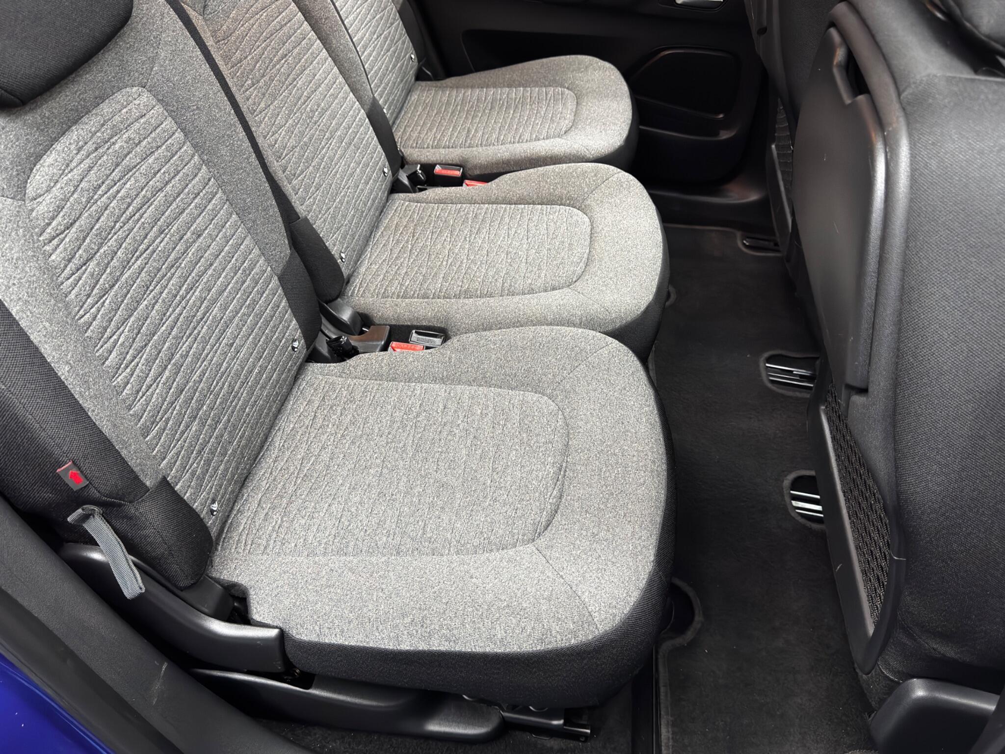 Citroen C4 Picasso - Image 16