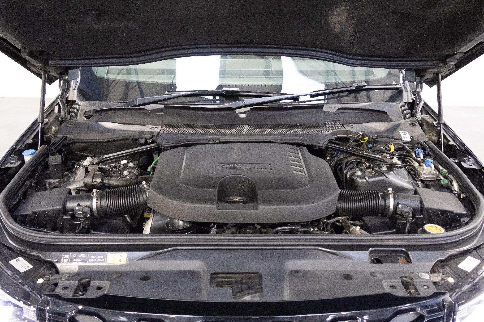 Land Rover Discovery - Image 37