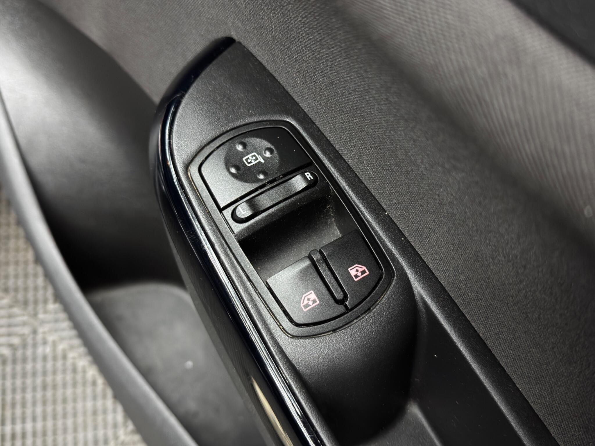 Vauxhall Corsa - Image 36