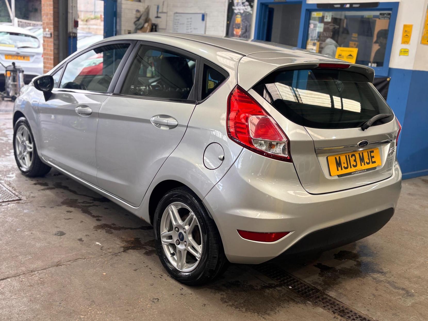 Ford Fiesta - Image 4