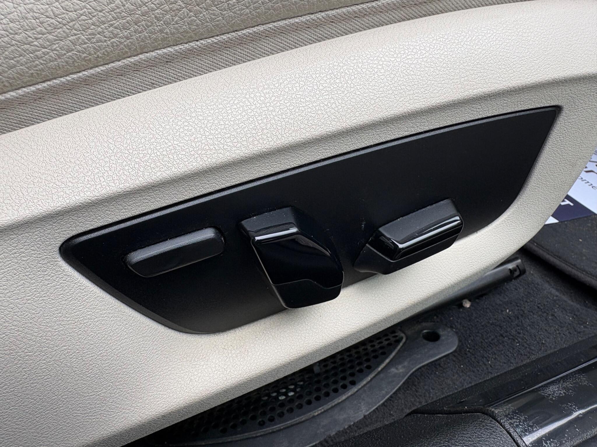 BMW 5 Series - Image 30