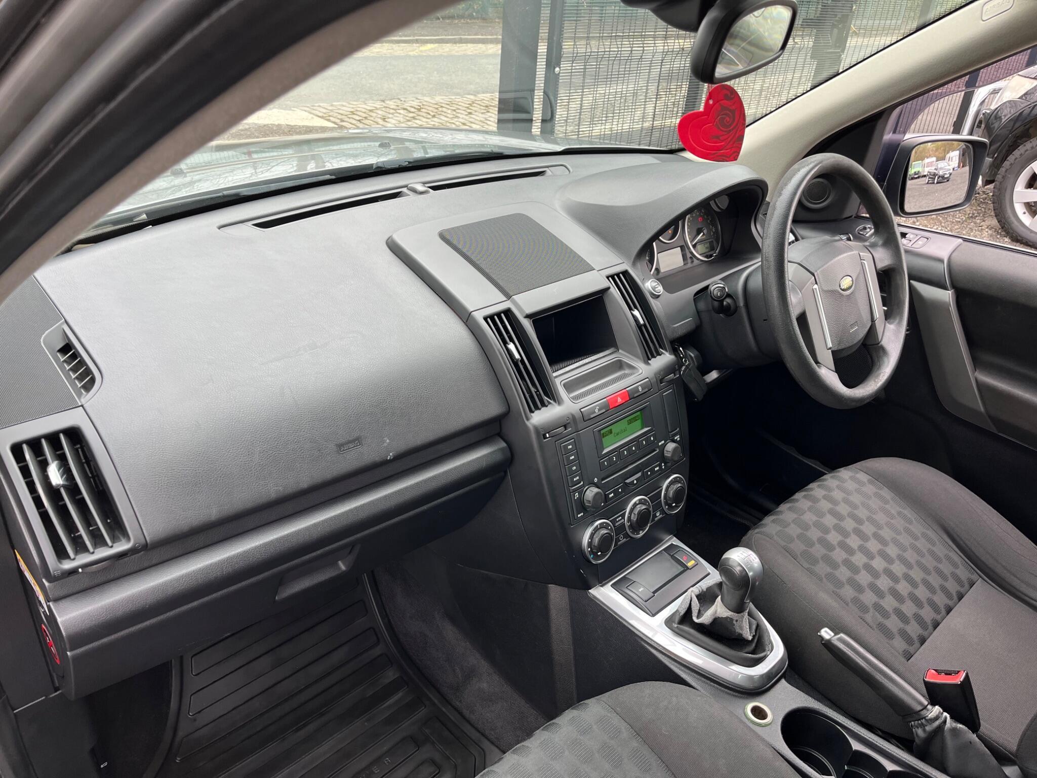 Land Rover Freelander 2 - Image 18