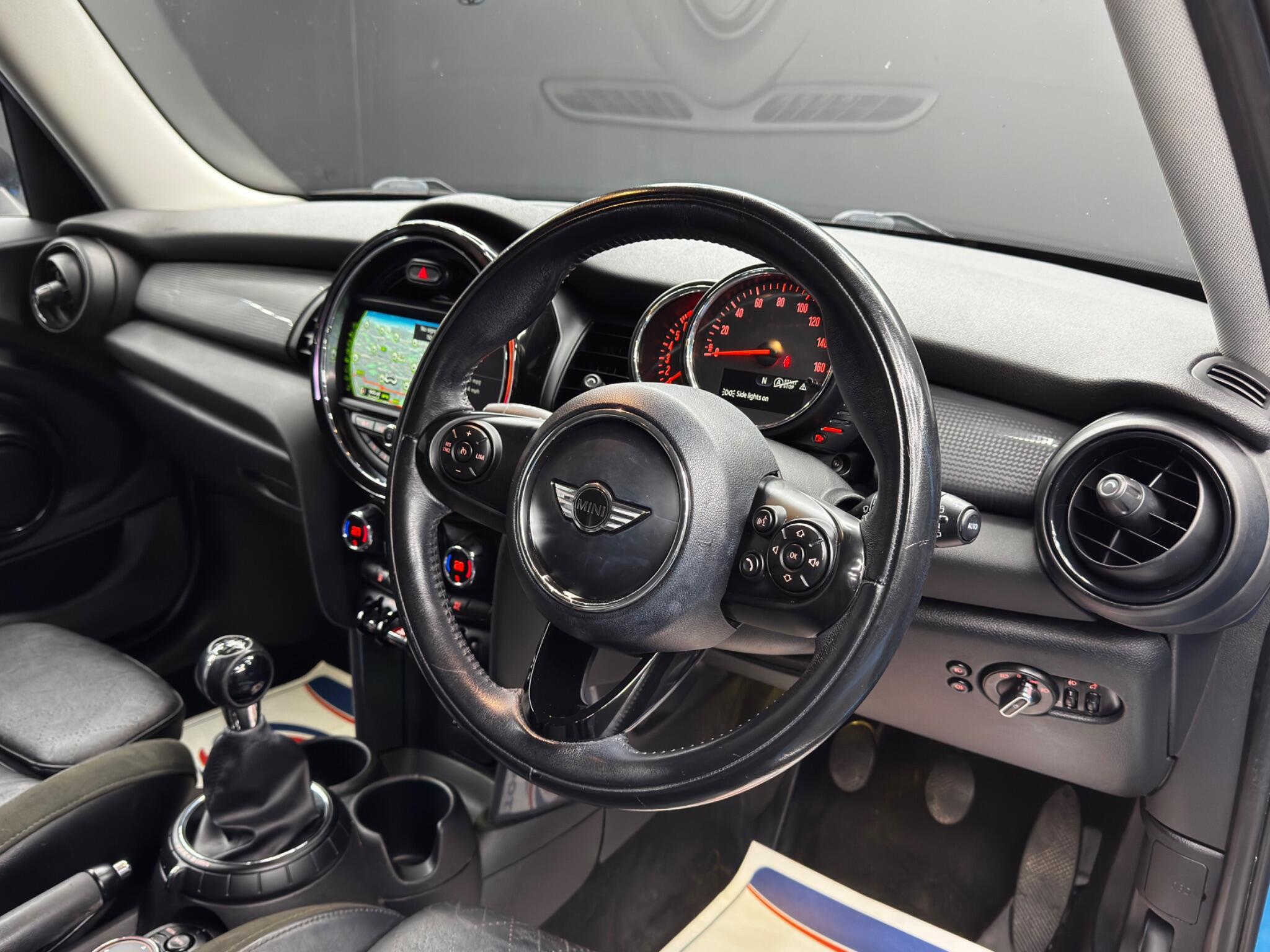 MINI Hatch - Image 9