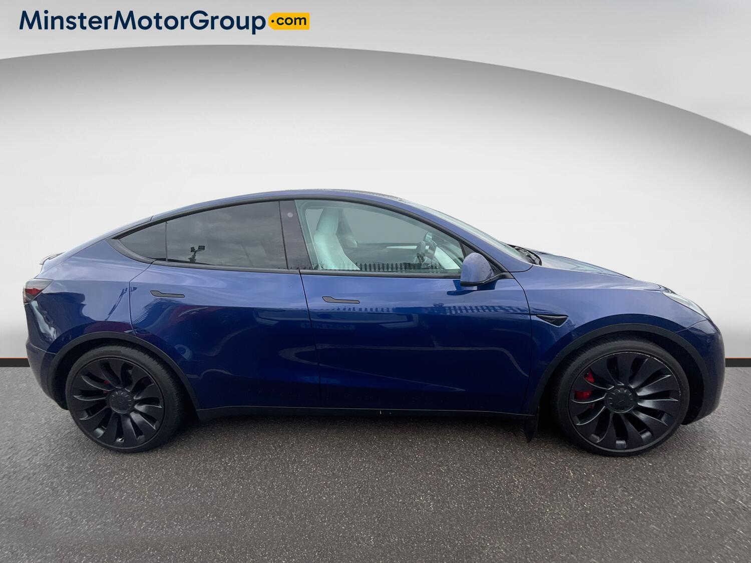 Tesla Model Y - Image 4