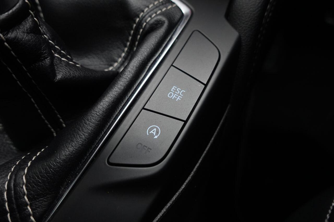 Ford Focus - Image 35