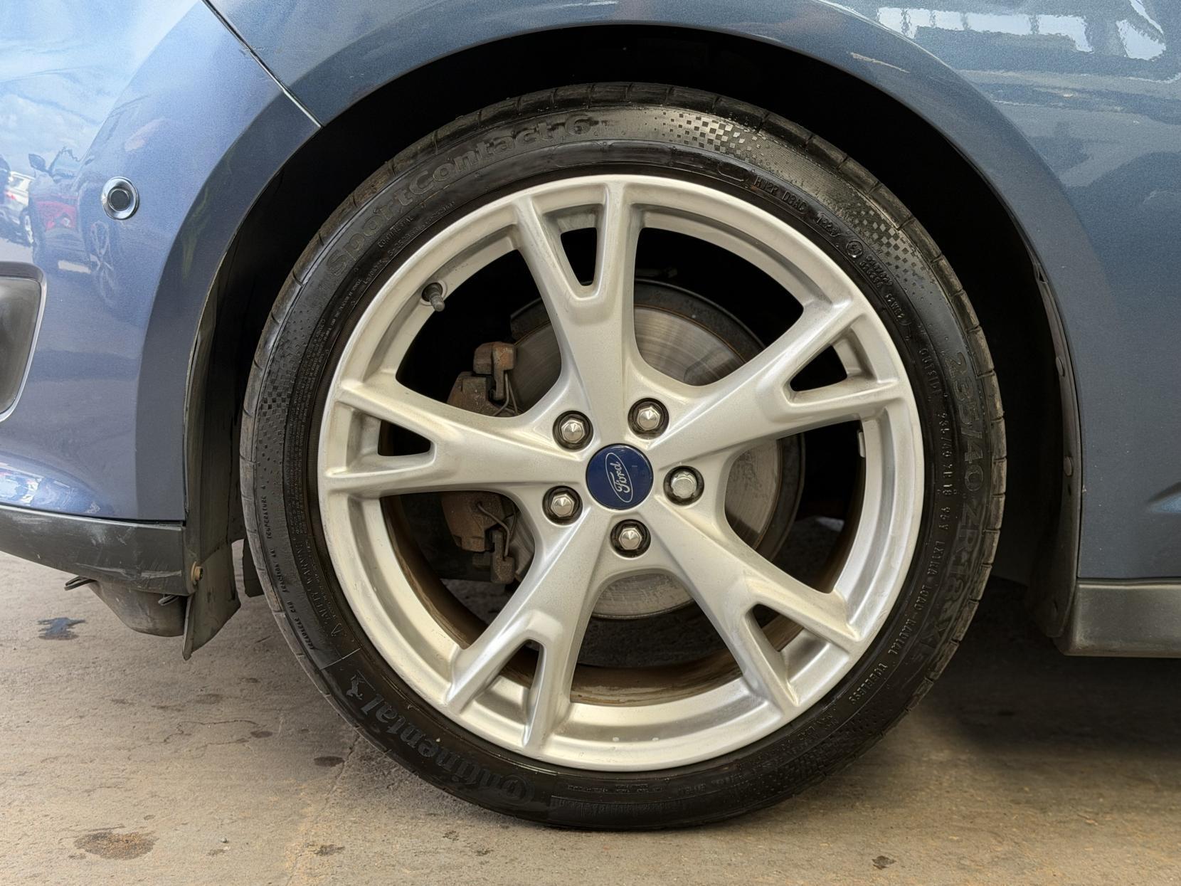 Ford C-MAX - Image 15