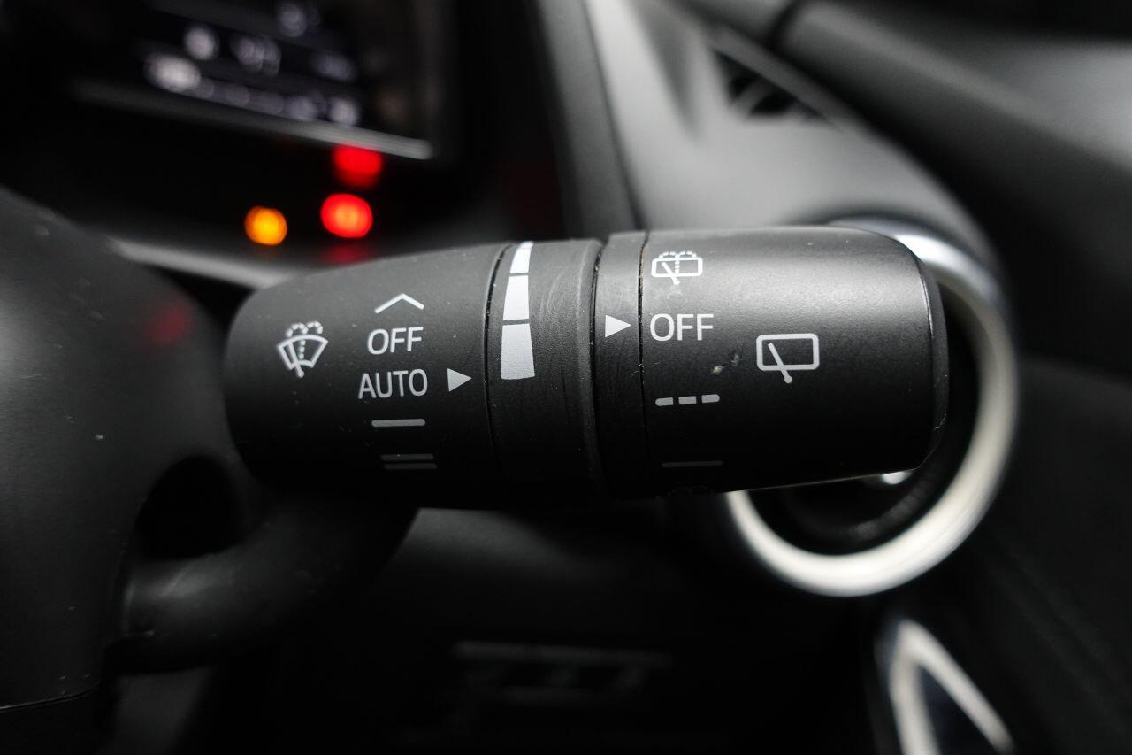 Mazda MAZDA2 - Image 43