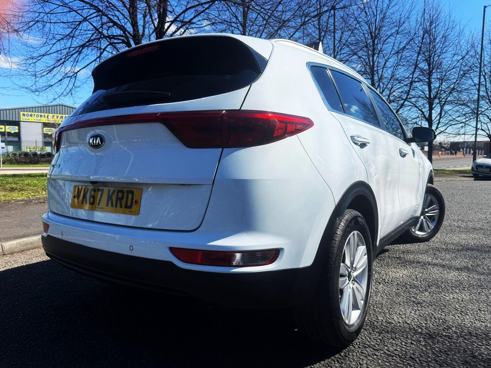 Kia Sportage - Image 19