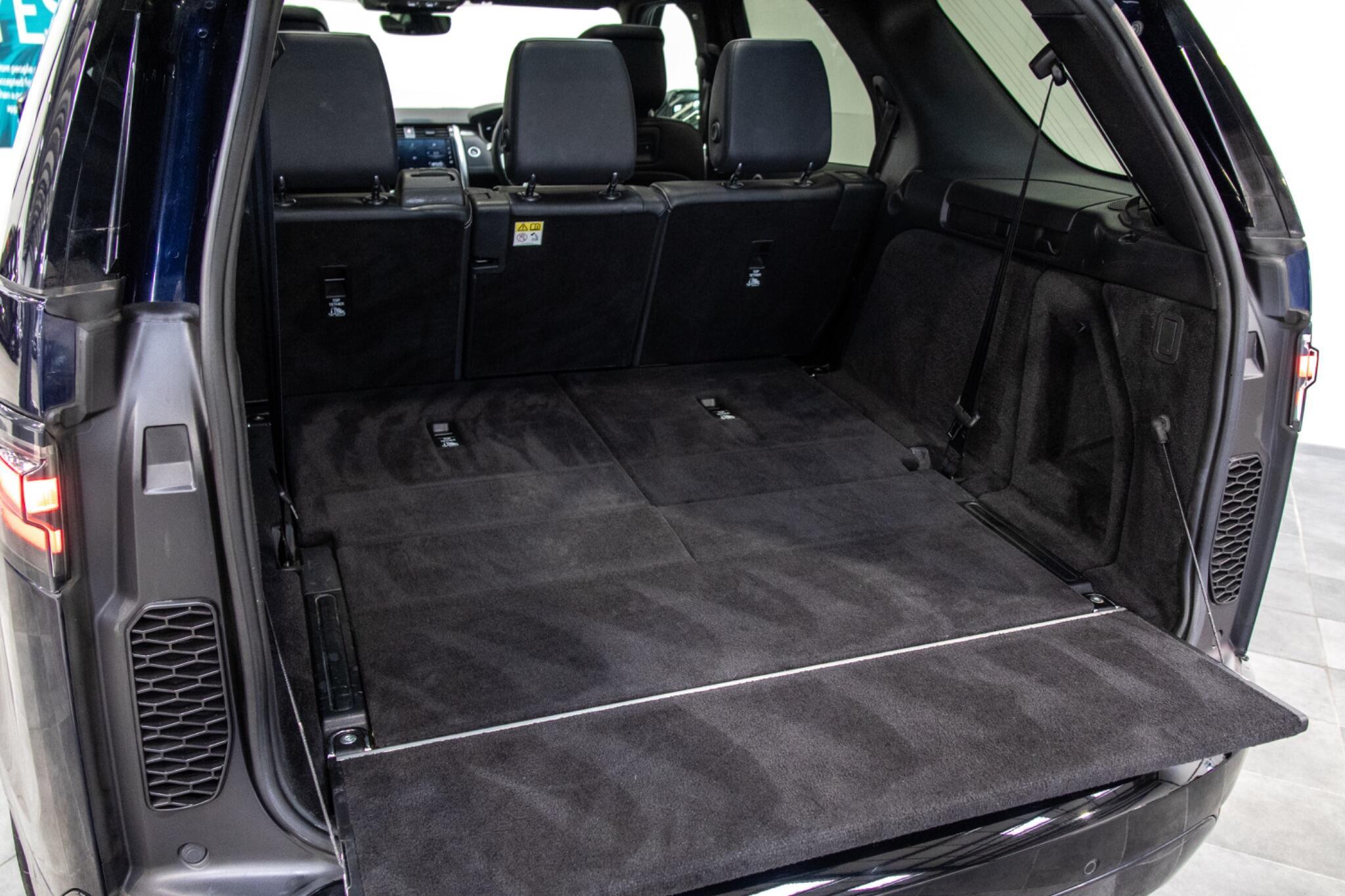 Land Rover Discovery - Image 11