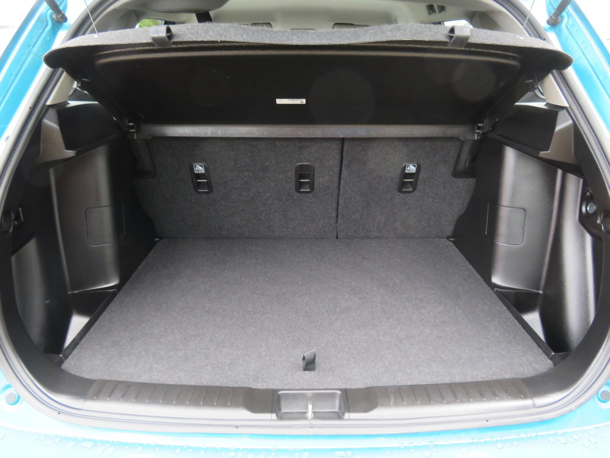 Suzuki Vitara - Image 12