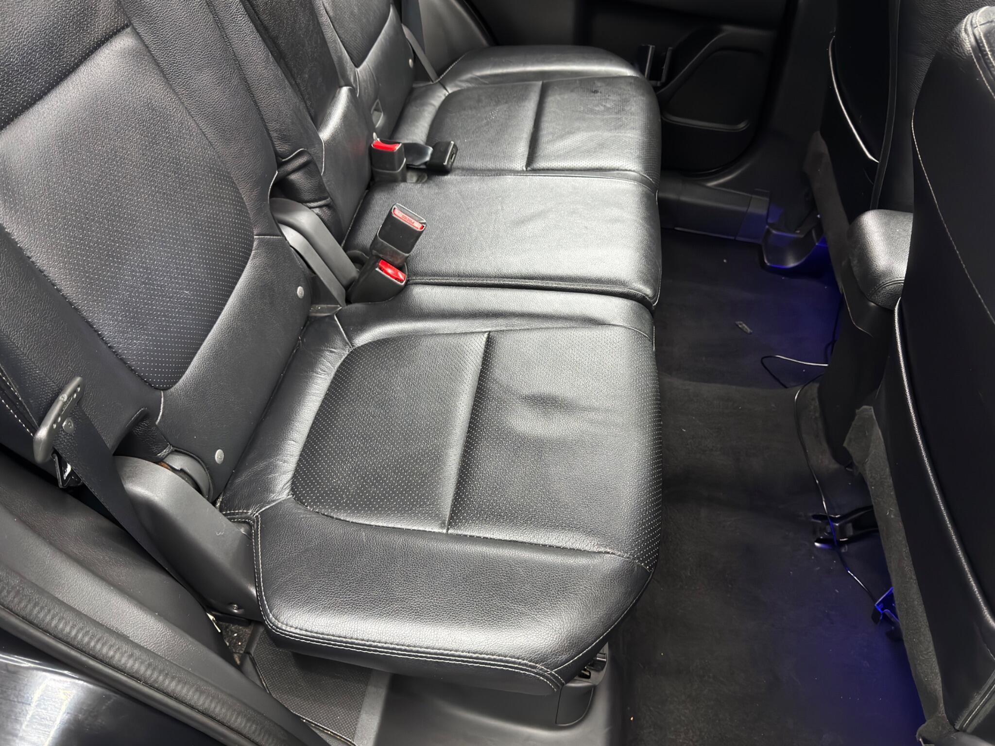 Mitsubishi Outlander - Image 16