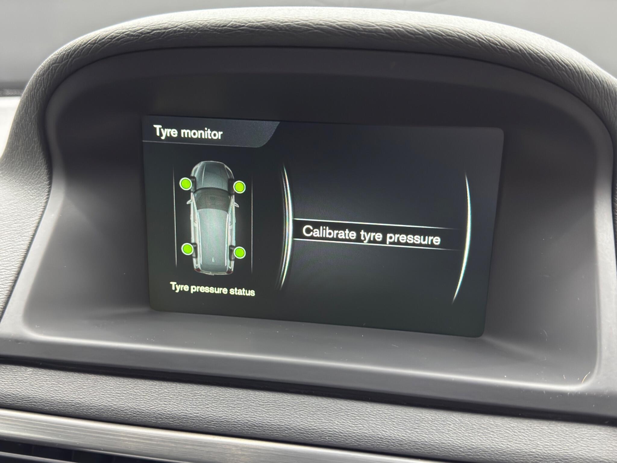 Volvo V70 - Image 32