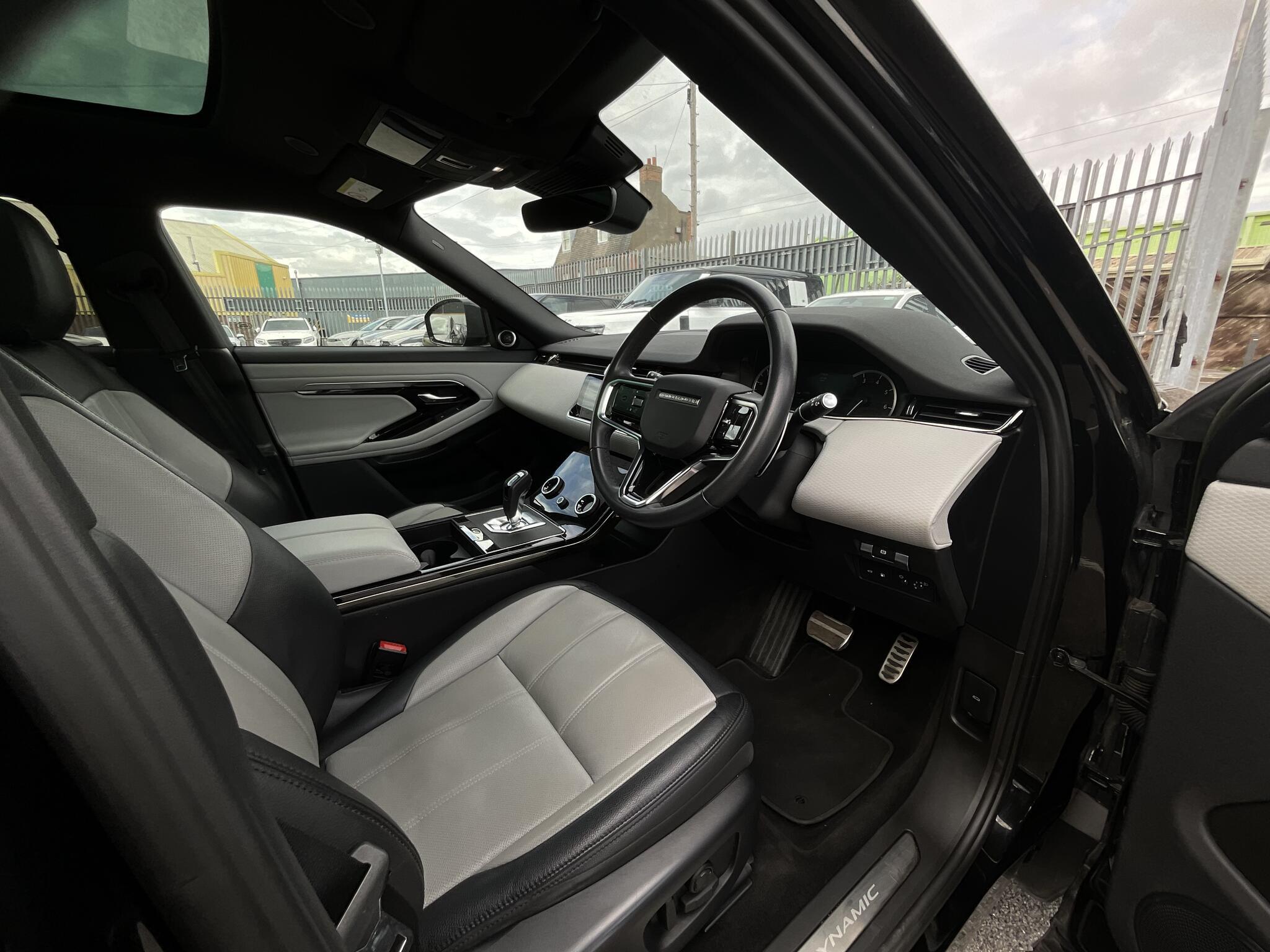 Land Rover Range Rover Evoque - Image 7
