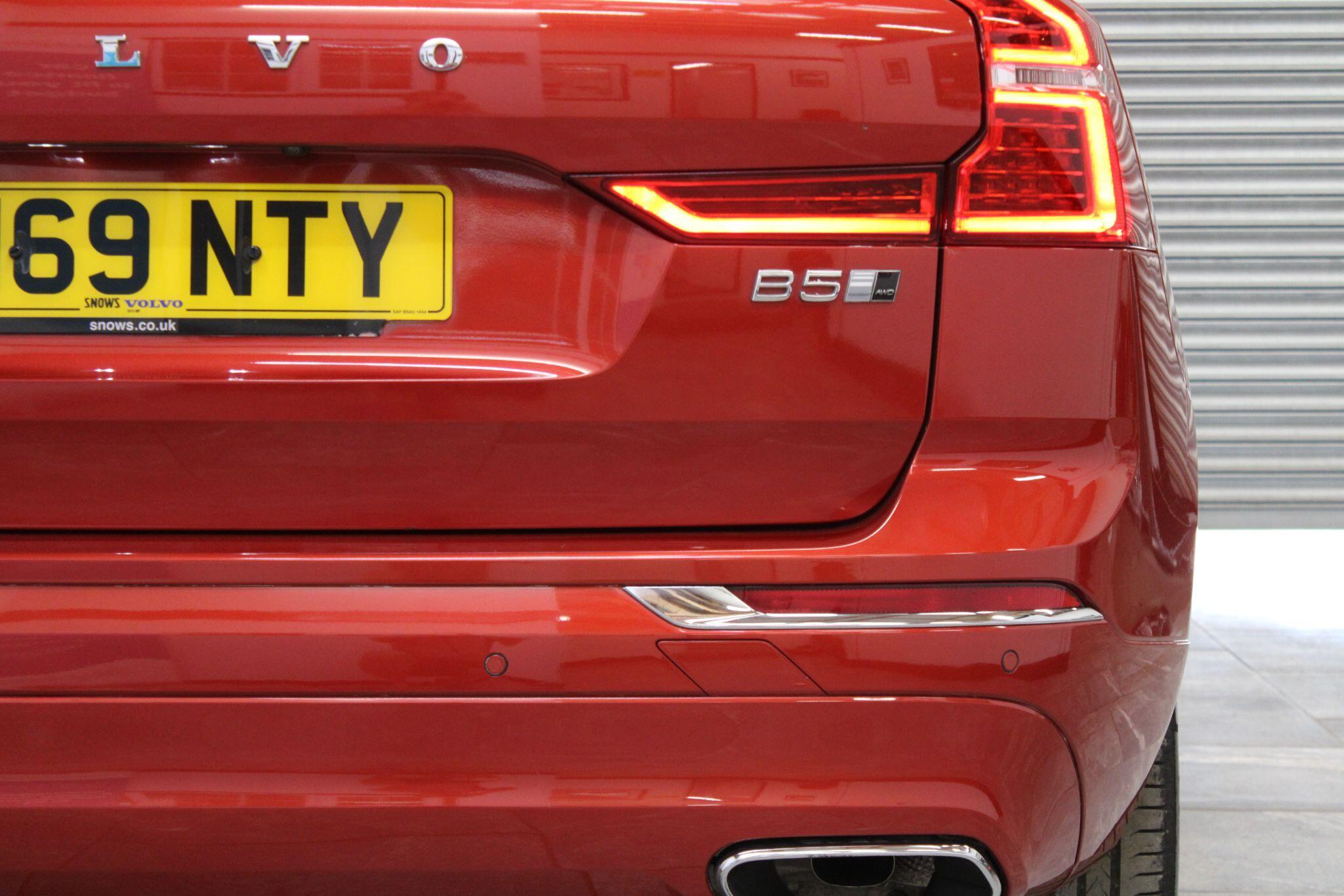 Volvo XC60 - Image 15