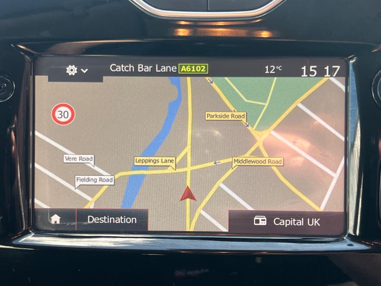 Renault Clio - Image 3