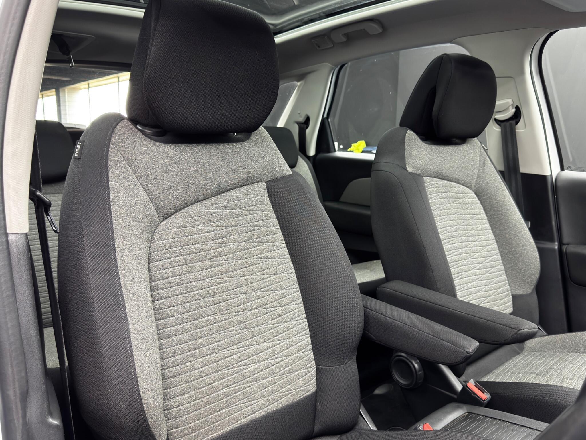 Citroen C4 Picasso - Image 12