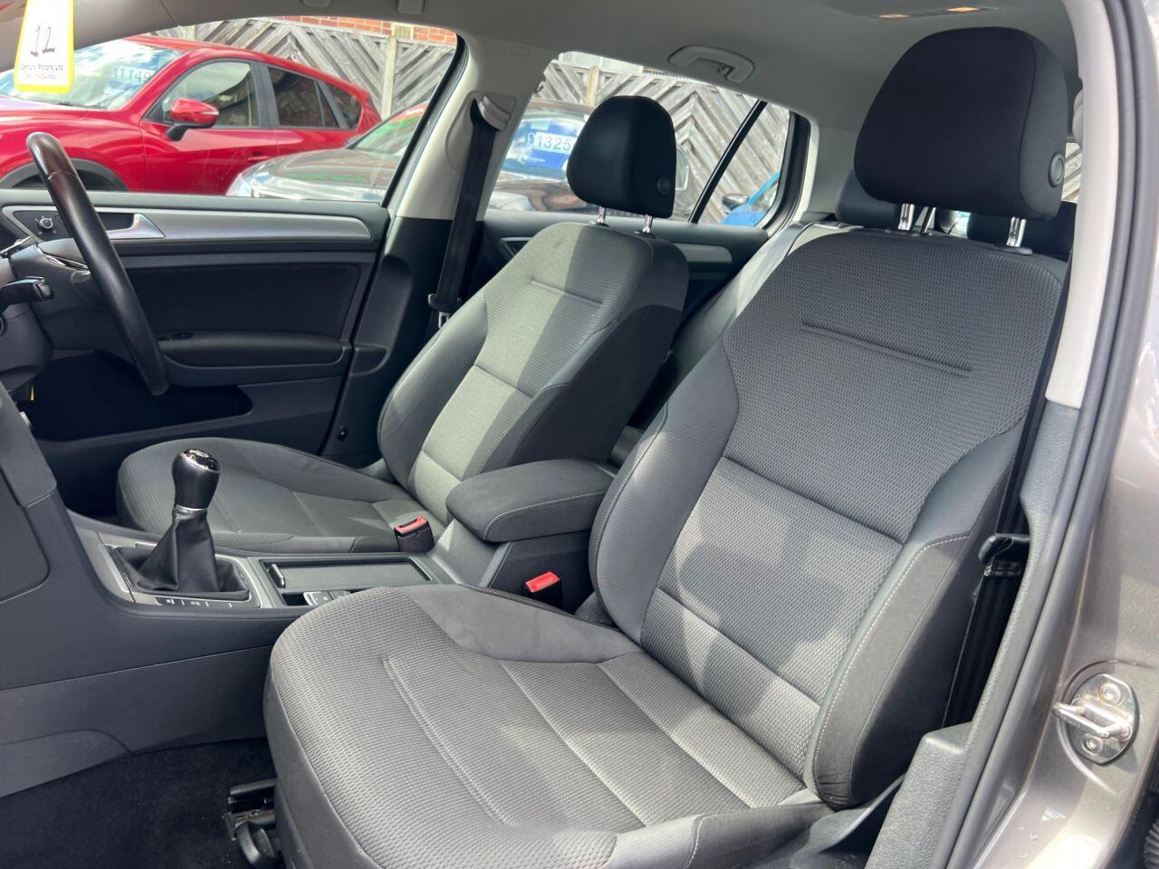 Volkswagen Golf - Image 15