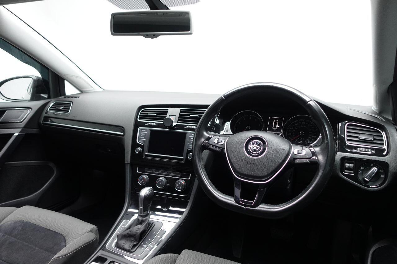 Volkswagen Golf - Image 15