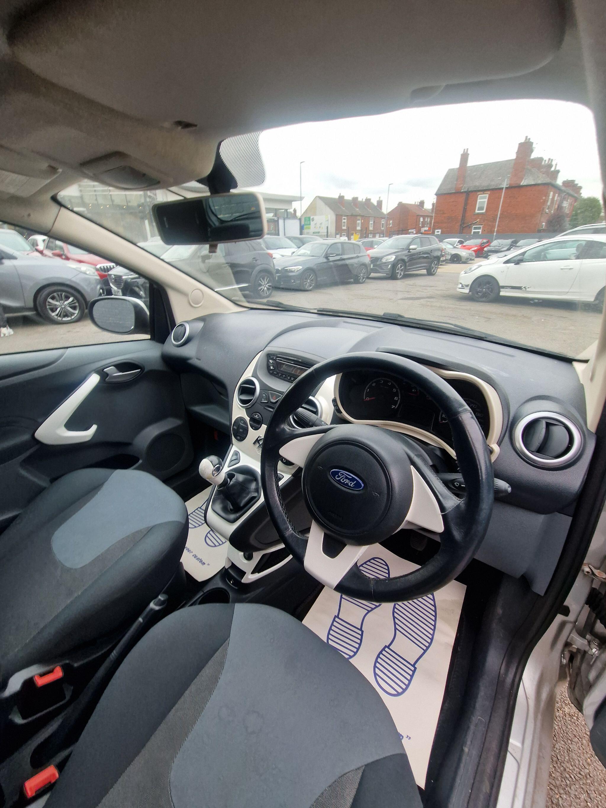 Ford KA - Image 28