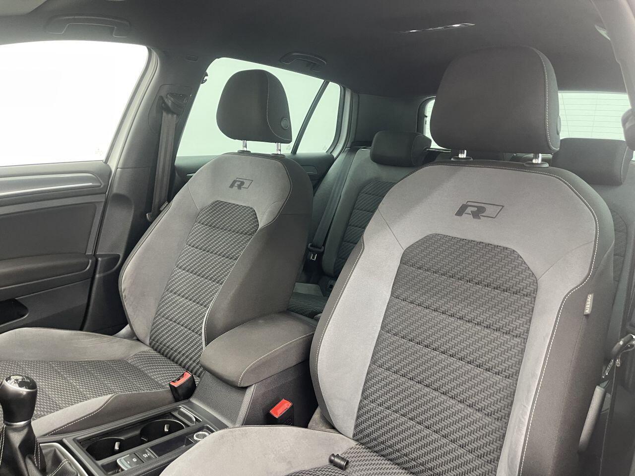 Volkswagen Golf - Image 14