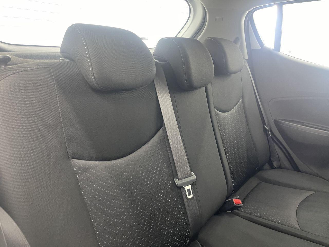 Vauxhall Viva - Image 17